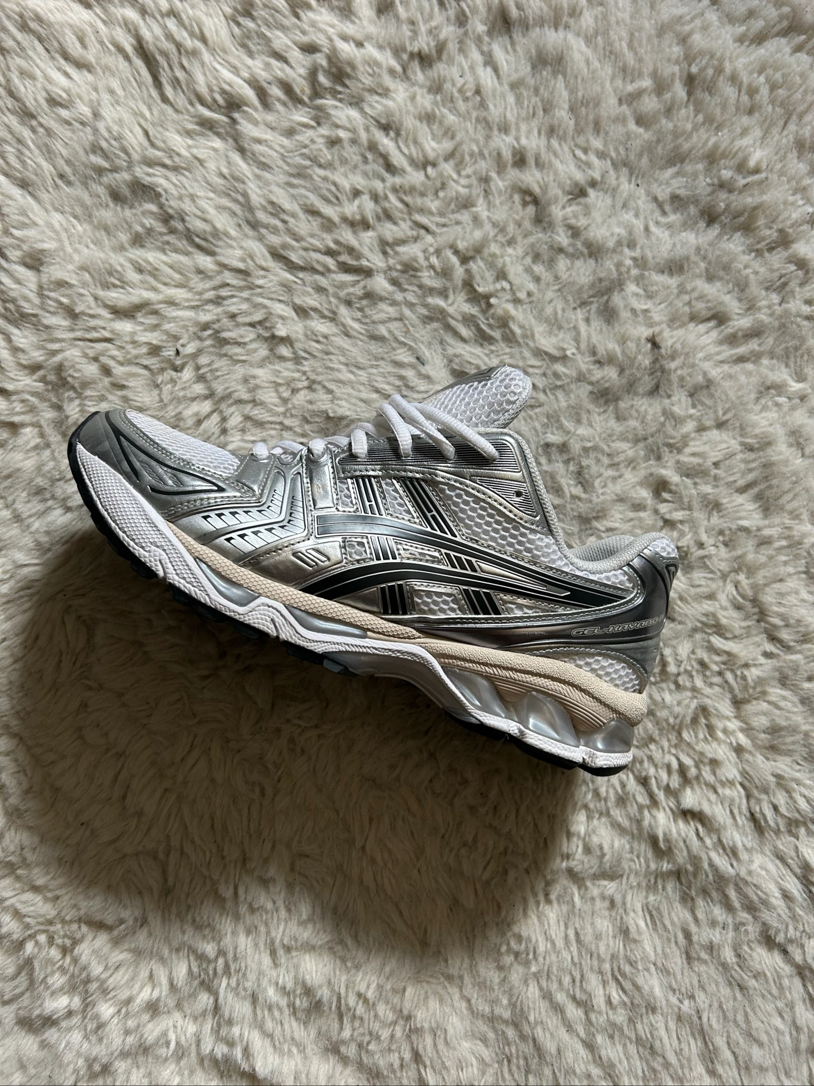 ASICS kayano taille 42